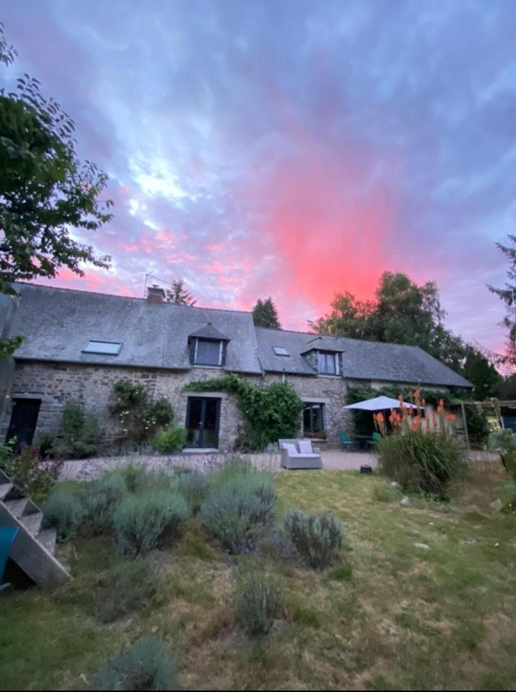L'Hotie De Broceliande, Au Coeur Des Sites Naturels Et Legendaires Paimpont Eksteriør billede
